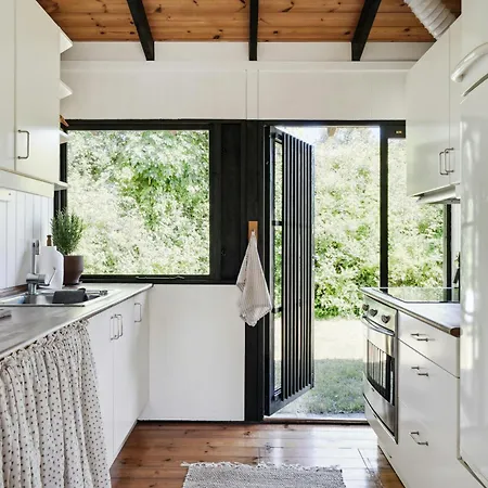 Find Roen I Originalt 60'er Hus * Hornbæk